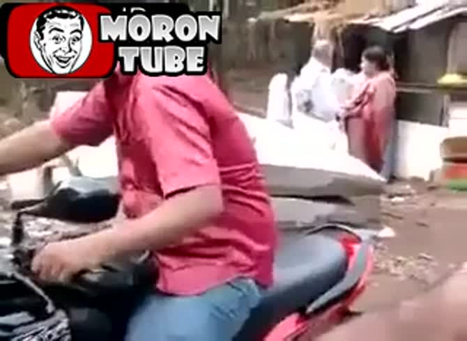 Video :When a train driver encounters a critical situation, they must halt as soon as feasible